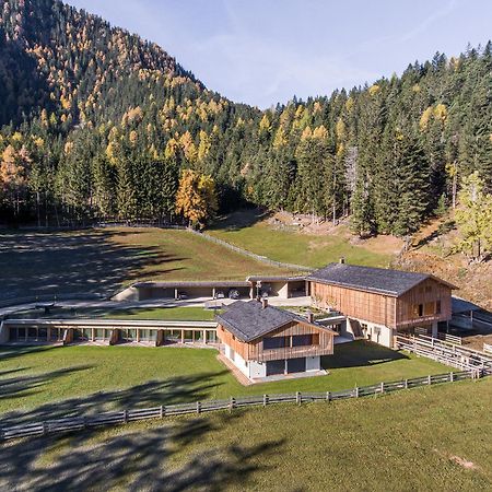 Tubla - Hof Maistatt Dobbiaco Bagian luar foto