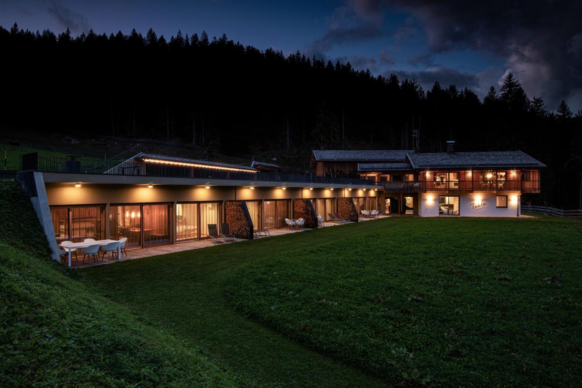 Tubla - Hof Maistatt Dobbiaco Bagian luar foto